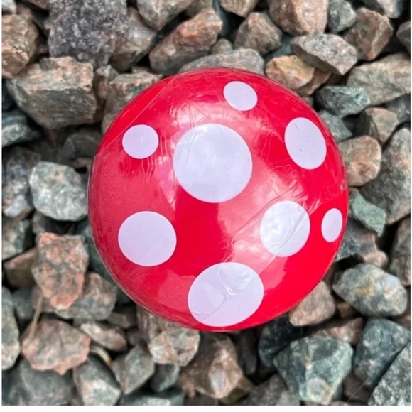 🍄NEW🍓Strawberry scented Red & White Mushroom Shaped Lip balm🍄🍄 - Picture 4 of 6